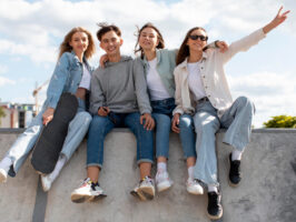 uczniów szkół podstawowych i ponadpodstawowych